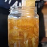 barattolo con marmellata di limoni