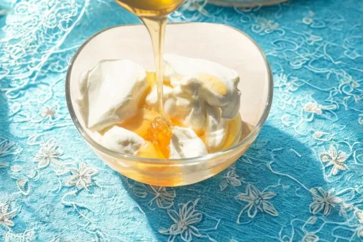ciotola di yogurt e miele