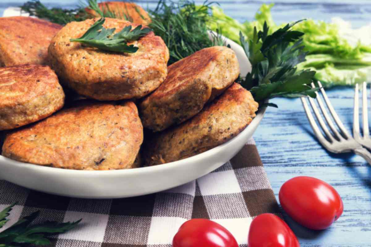 medaglioni vegetali in un piatto