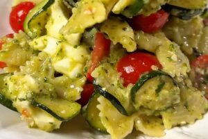 pasta con pesto di zucchine