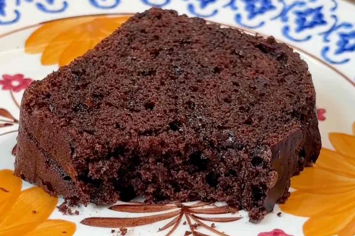 fetta di plumcake al cioccolato