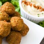 polpette fritte su un piatto