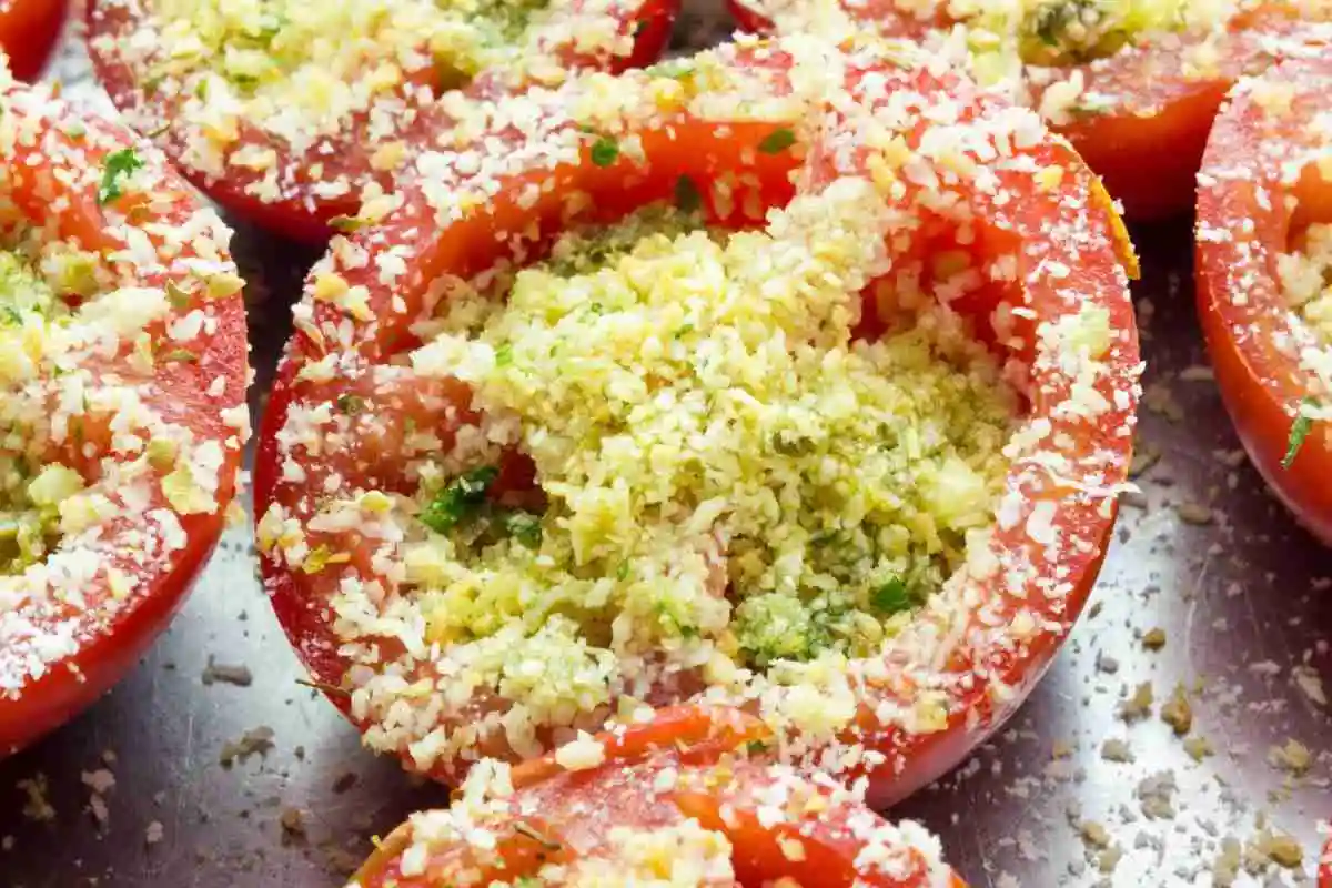 Pomodori con parmigiano ed erbe