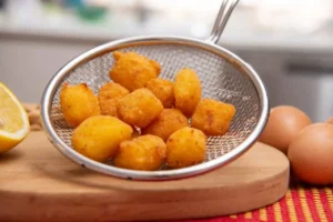 Bocconcini di crema fritta cotti