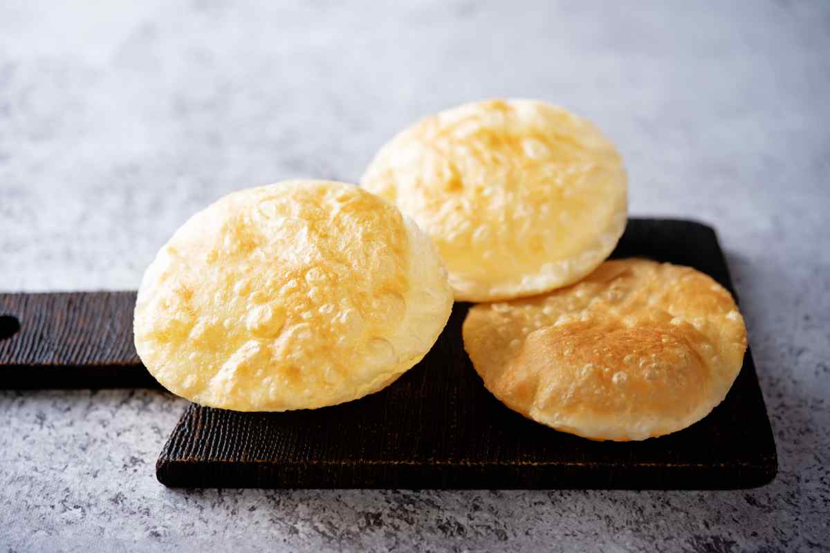 Tre patate soffiate dorate