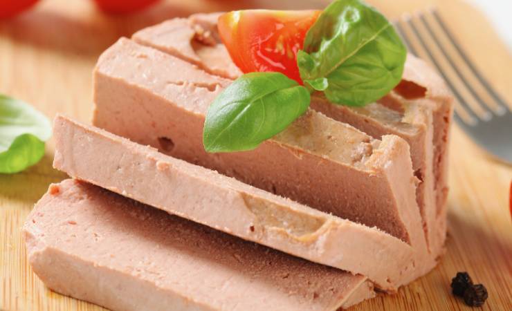 tortino al pomodoro tagliato
