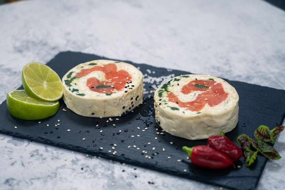 sfoglia di mozzarella con salmone