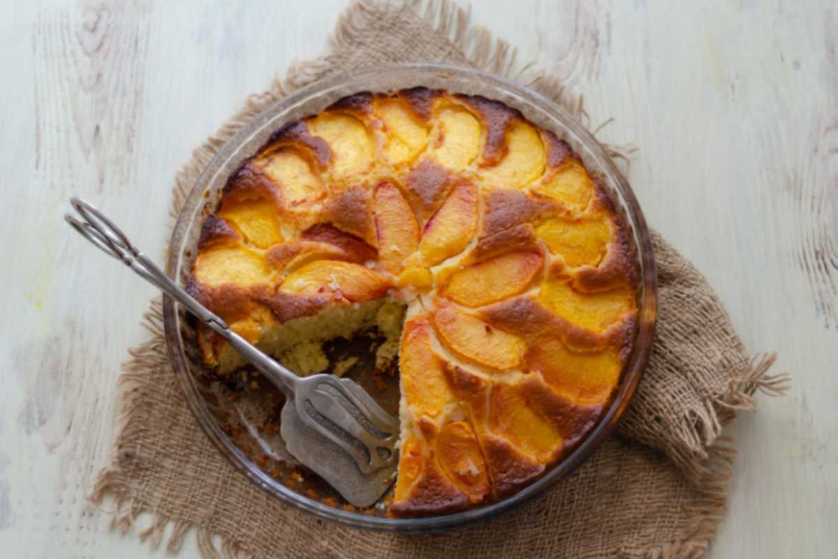 torta alle pesche