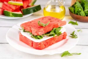 tramezzino di anguria con feta e rucola