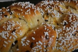 treccia con gocce di cioccolato