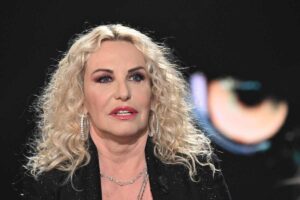 Antonella Clerici che parla