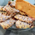 biscotti su un piatto