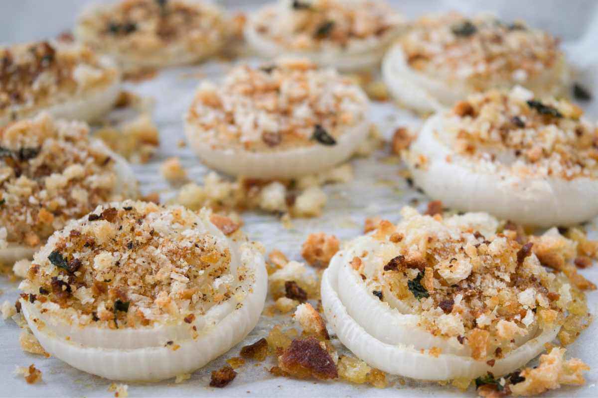 teglia di cipolle gratinate