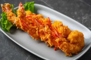 piatto di gamberi fritti
