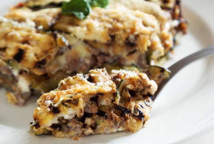 lasagna di zucchine nel piatto
