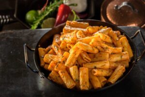 rigatoni al pomodoro in pentola