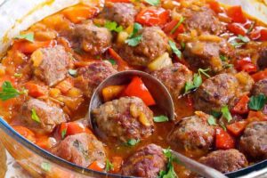 polpette in agrdolce con i peperoni e prezzemolo