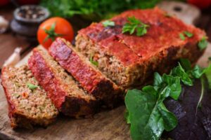 polpettone con intorno delle verdure