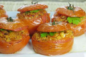 pomodori ripieni di riso cotti