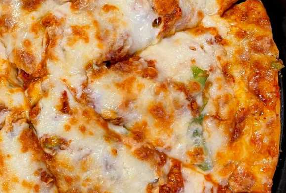 pizza al pomodoro con pancarrè