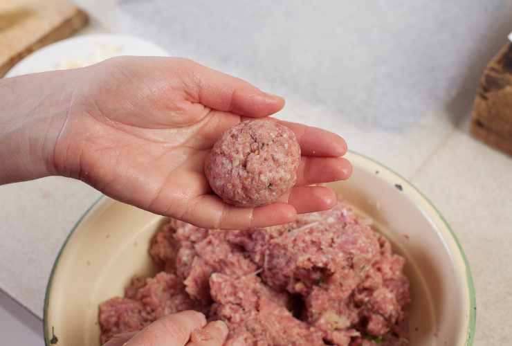 fare le polpette di carne