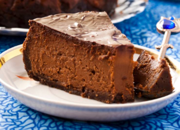 fetta di torta al cioccolato