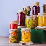 barattoli con le conserve