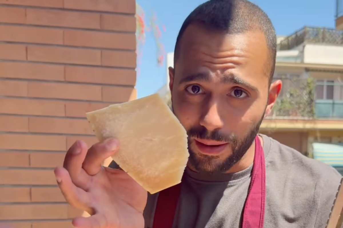 ruben con del cibo