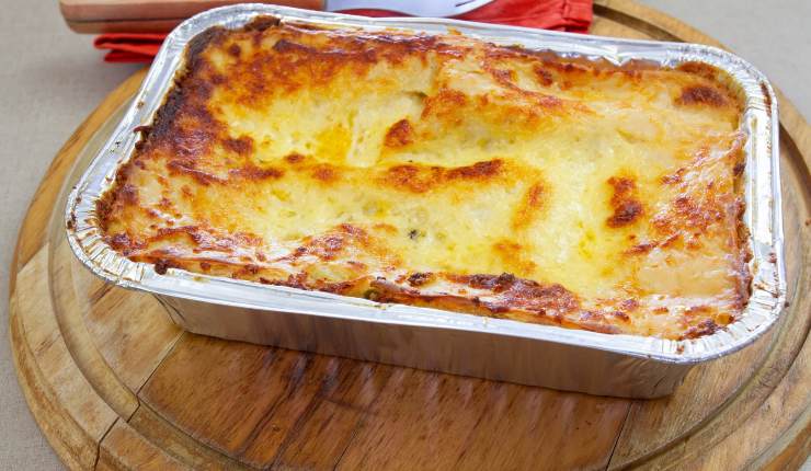 Teglia con lasagne bianche