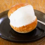 piattino con maritozzo