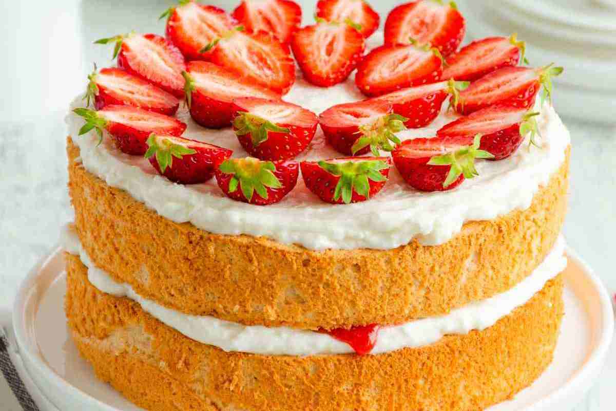 torta crema e fragole