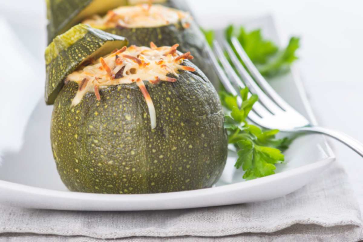 zucchine tonde ripiene con formaggio