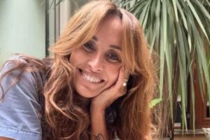 benedetta parodi sorride