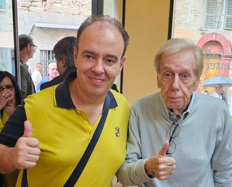 claudio lippi con un uomo