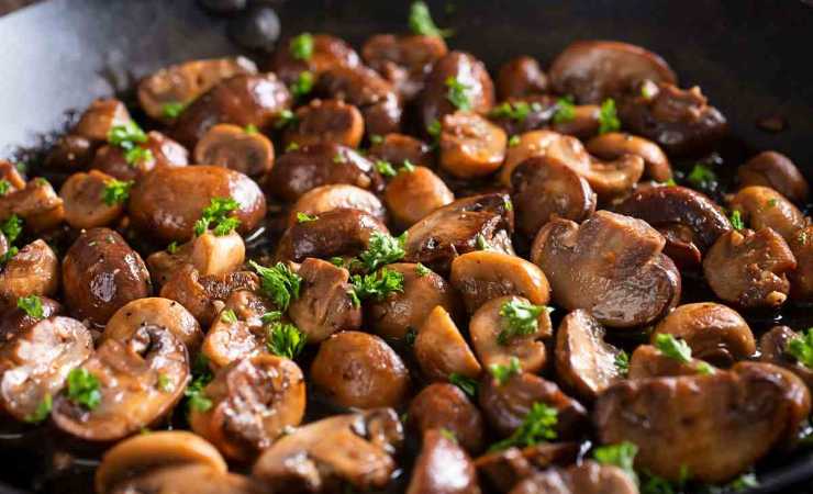 funghi saltati in padella