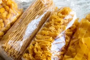 Quattro confezioni di pasta diverse