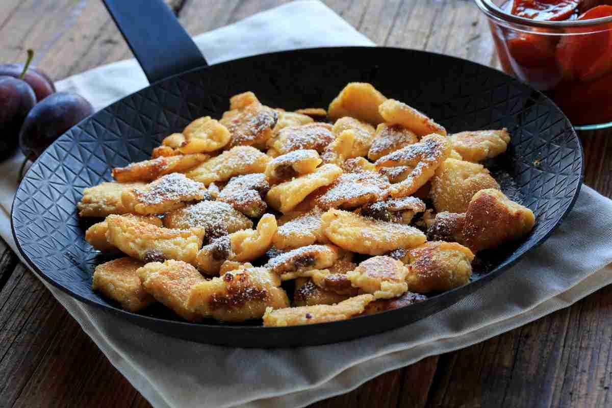 il kaiserschmarrn servito in padella