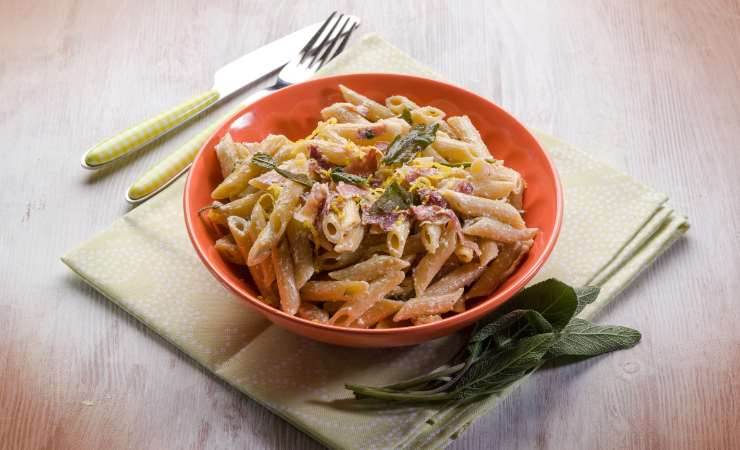pasta speck ricotta e limone
